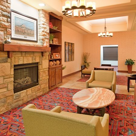 Holiday Inn Express & Suites Gallup East By Ihg Экстерьер фото