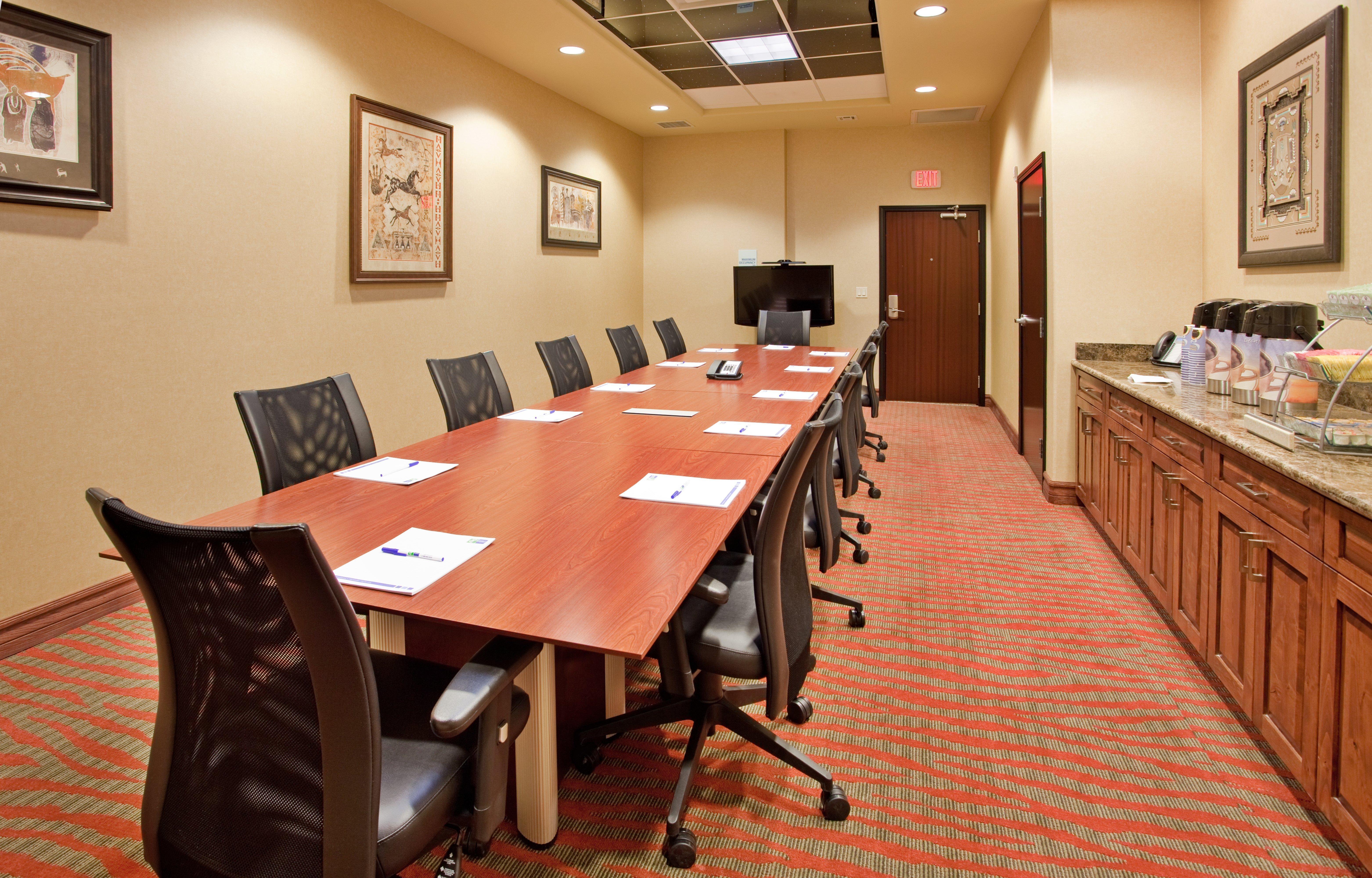 Holiday Inn Express & Suites Gallup East By Ihg Экстерьер фото