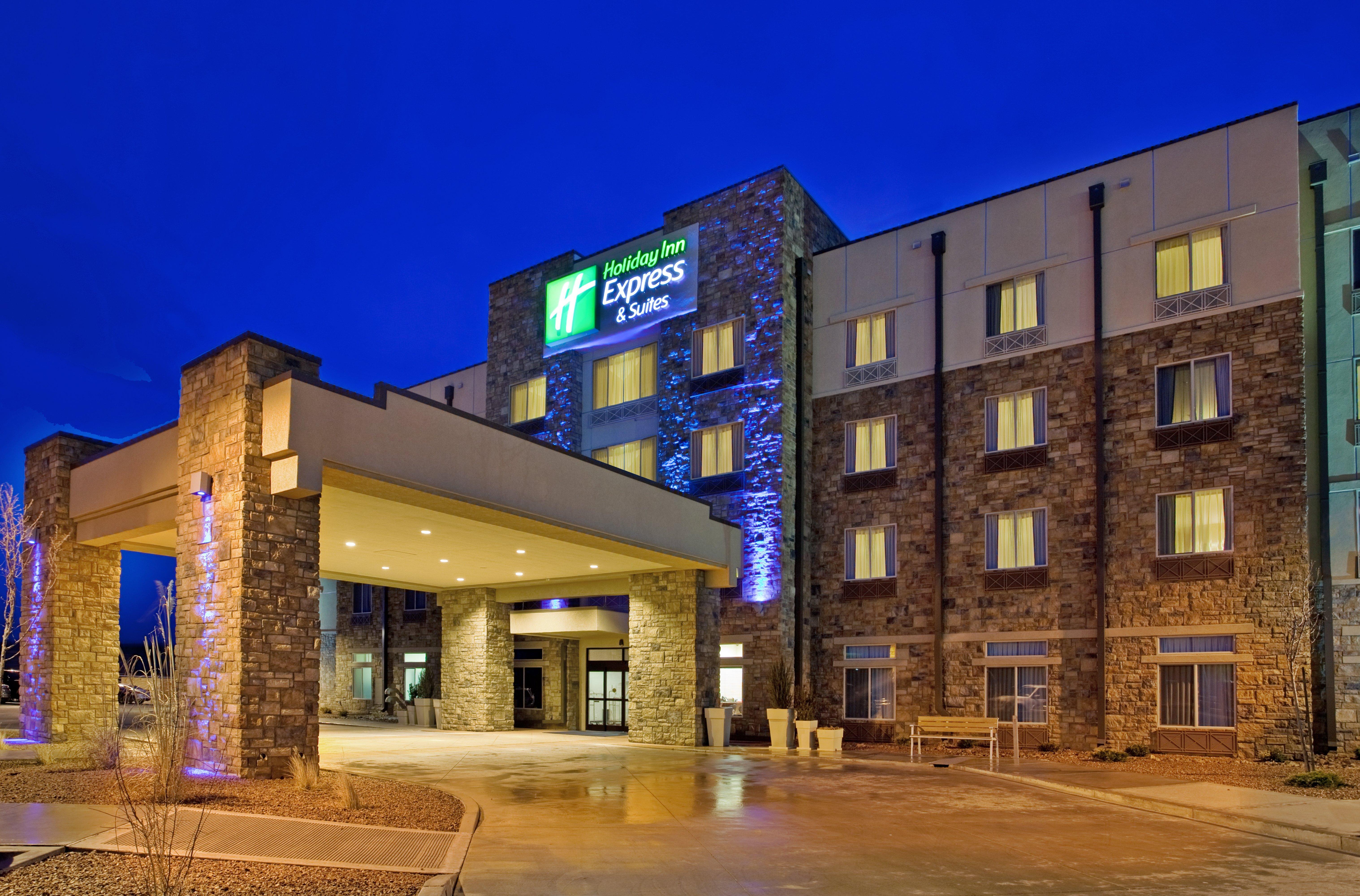 Holiday Inn Express & Suites Gallup East By Ihg Экстерьер фото